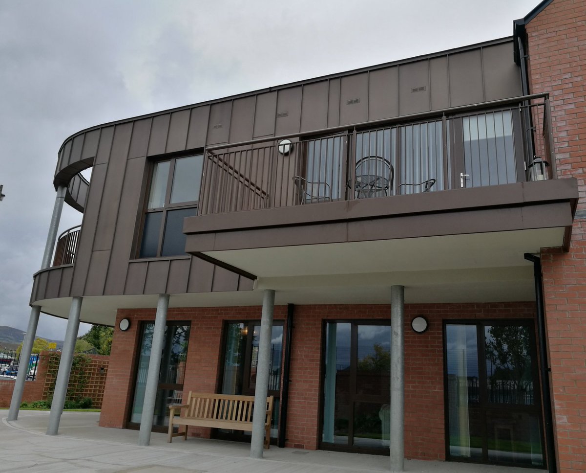 Metseam's tweet photo. Samsung Dark Brown Copper standing seam cladding, recently installed at Cullingtree Meadows, a new Dementia Care Centre in Belfast. Beautiful product, available exclusively from ALM MET-SEAM. #Copper, #metalroofingandcladding, #coppercladding, #samsungmetal, #hardmetals https://t.co/MKrvP9PtP0