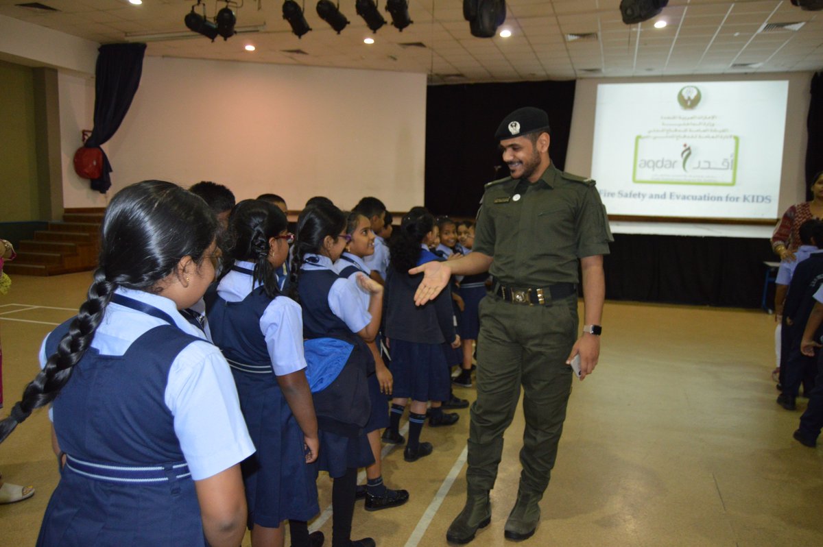 happinessjssps's tweet photo. What an exciting morning for students, a brilliant learning session about the do's and don'ts of handling a fire. Trainers from #civildefenceUAE did a brilliant job, educating students. @KHDA https://t.co/11hrh7uwmB
