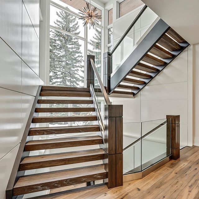rockwood_homes's tweet photo. Epic staircase in one of our most memorable Calgary homes. .
.
.
#staircase #stairs #interiordesign #architecture #interiors #interiordesigner #design #homedesign #interiorinspiration #interiors #interiordecorating #designinspo #designindeas #c… https://t.co/VtEEzHtS5B https://t.co/c3kaR5JmK0