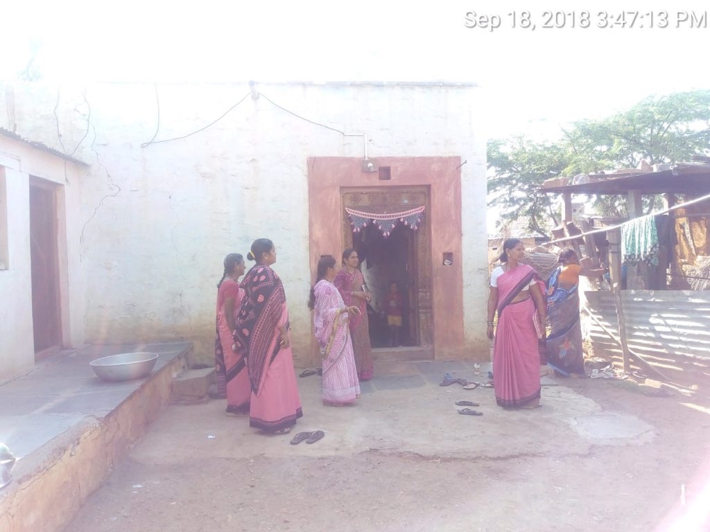 Door to Door awareness for Swachhata Hi Seva by Anganwadi workers in Sonna Gp , Bilagi Taluk #zsbp #SHS2018 #SwachhataHiSeva #SwachhBharat @CeozpB <a href="/tatatrusts/">Tata Trusts</a> <a href="/swachhbharat/">Swachh Bharat Mission - Grameen</a>