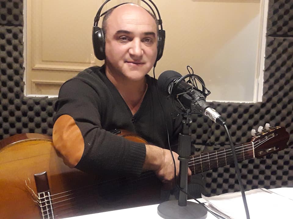 LilyConductora's tweet photo. Programa LA Hora de La Nada, del 12/09 @RADIOZONICA artista de @dalemusicaprod presentando su disco AMADA MIA. https://t.co/B9gIhlPTDh