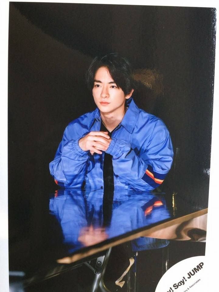 Also, we need to see Chinen in formal attire more. He looks so handsome.