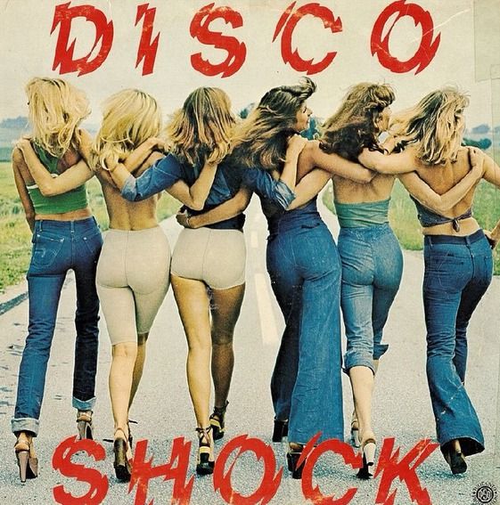 ElenaRegadera's tweet photo. Bienvenida la nueva temporada de #amaresparasiempre !! en @DiagonalTV Cambio de época y #estilismo de 1975!! Esperamos os guste! #moda #seventies https://t.co/J51u5mSov1