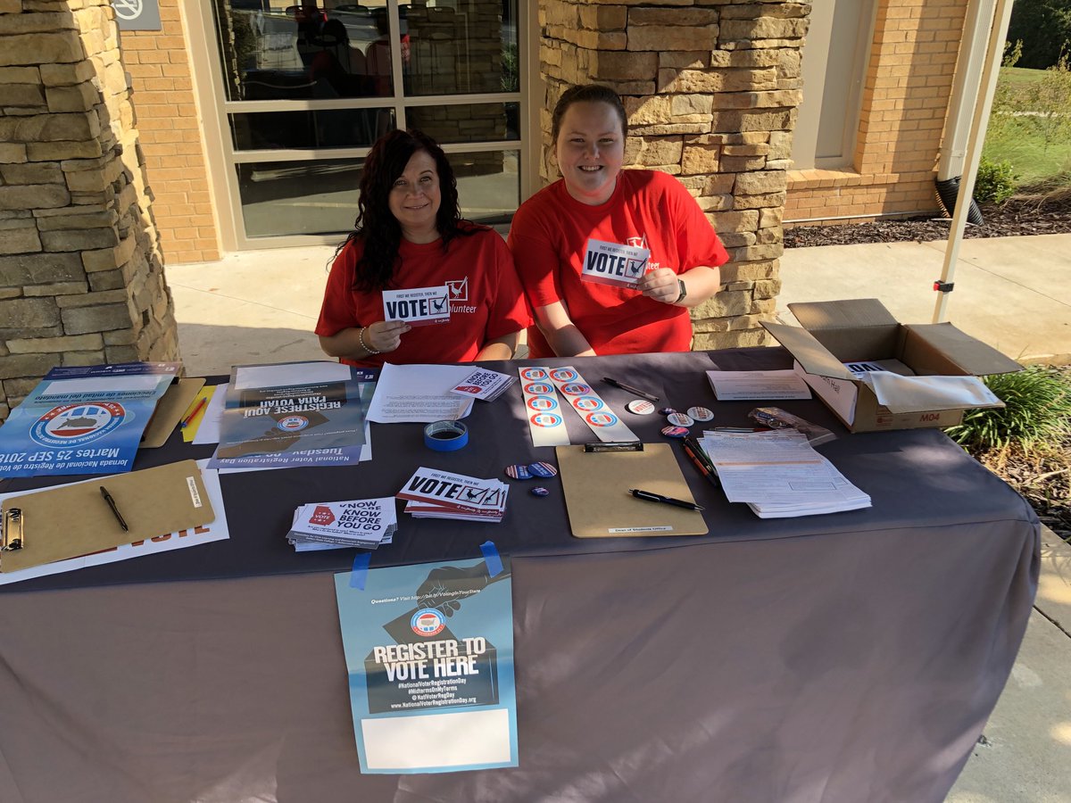 DSCStudentLife's tweet image. Today is our voter registration campus takeover! Stop by the following locations to update your voter registration information or to register as a first time voter: Student Center, Brown, Health Professions, Mashburn Hall, or Peeples Hall!! #voteboldly