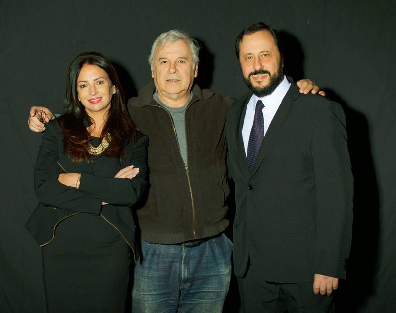LilyConductora's tweet photo. Hoy a las 18 hs. en LA Hora de La Nada, 23 años de aire, por @RADIOZONICA , de la obra:“Ricos” del autor: Lee Blessing, nos visitan la actriz Rosario Jaimes y el director: Lizardo Laphitz.  Funciones: lunes a las 21hs.
El Método Kairós, El Salvador 4530, https://t.co/rG8ZgnDwHo