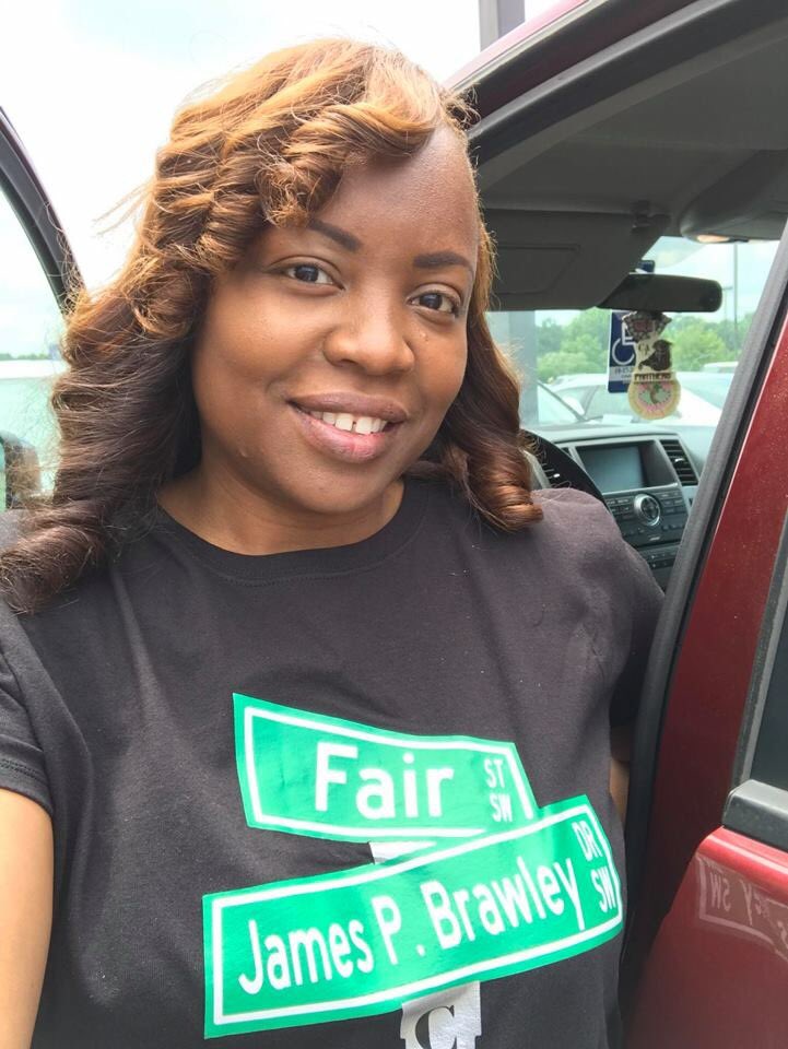 kswgreen1908's tweet photo. We, the members of Alpha Kappa Alpha Sorority, Inc., along with our families and friends raised over 1,000,000 for HBCUs! 🎉💕💚
Shout out to my beloved @CAU ❤️🖤🐾 #CAU95 #MassMediaArts #Journalism #WareHall #AKA1Million1Day #PsiOmegaOmegaAKAs #AKA1908 #HBCU4Life https://t.co/turvzkFxjV