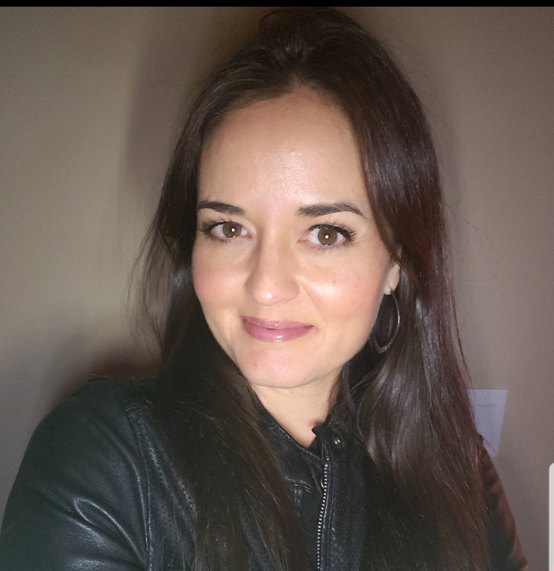 danicamckellar's tweet photo. I've been doing these little custom videos for fans, to raise money for St. Jude Children's Research Hospital to benefit kids with cancer.  So if you have a friend who would like a little shoutout video, check it out!  https://t.co/e8wkbqW3Ya https://t.co/P9F4x706eK