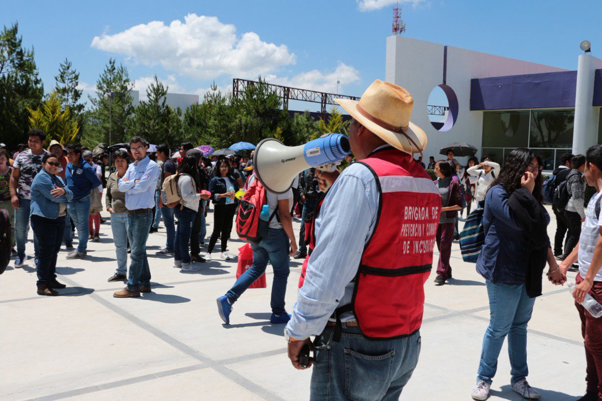 UPPachuca's tweet image. #MacroSimulacroNacional

La #UPPachuca se suma a la cultura de la prevención en el #DíaNacionalDeLaProtecciónCivil

Gracias a todas y todos por asumir con responsabilidad nuestro simulacro

#SimulacroSEPH