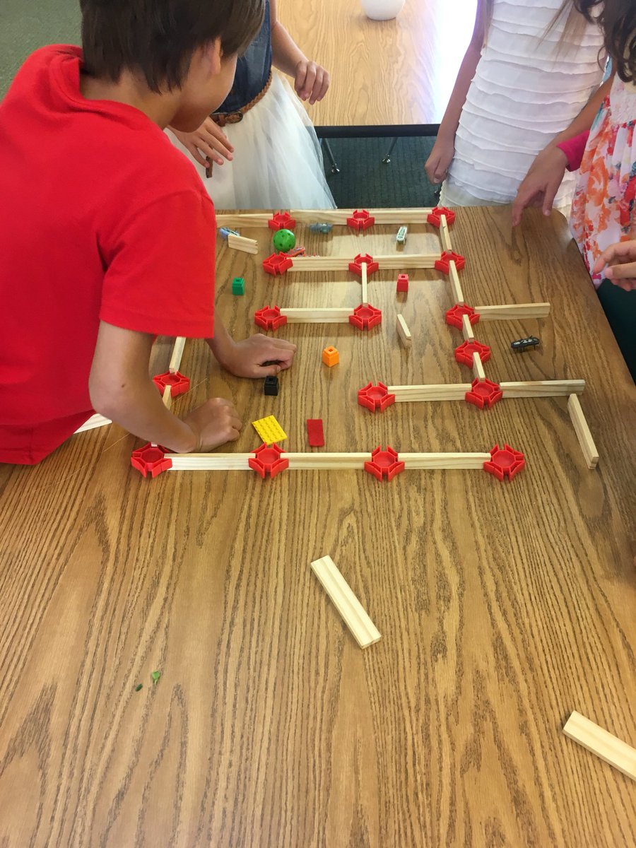 schade4kids's tweet image. Thank you Principal Lisa Ryder and amazing Carmel Creek staff for a great visit today.  A very special place! #ccsbsd #ccstream #sbsdedu