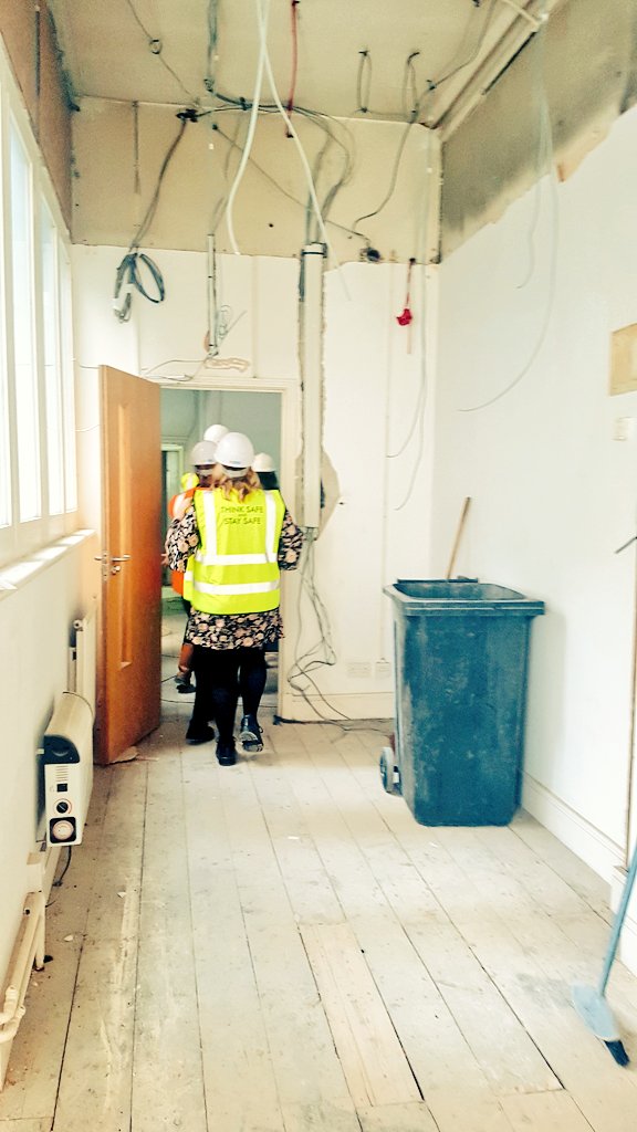 BeckDV8Designs's tweet photo. To say "stripping out" has commenced at 52-54 Castle Street would be an understatement. Liverpool's new gin bar will offer the FULL gin experience. With 2 bars &amp; a gin school, this site really is going to become something truly wonderful ❤👌🏻 https://t.co/eTWKa4wbFW
