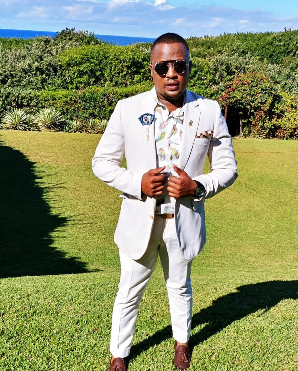 mttukula's tweet photo. Fashion is not my statement but rather natural.
#brutxgq #gqsa https://t.co/bNiHIZtf7x