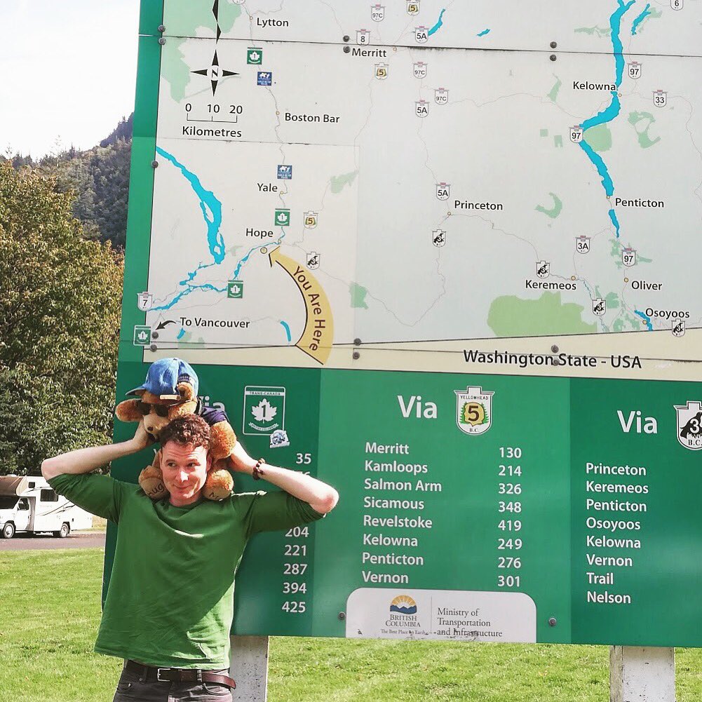 chfbc's tweet photo. Taking a little pit-stop in Hope! Casey needed a break... 🐻🗺 #memberstogether #letsmodo @modo_carcoop https://t.co/3irUkxsgHH