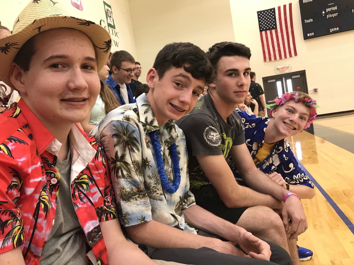 StRoseHouse's tweet photo. Community dodgeball games on Hawaiian day! #StRoseRocks #LuckytoBeLuke #FMCHS #HoCo2018 https://t.co/wbqPUEdGaI