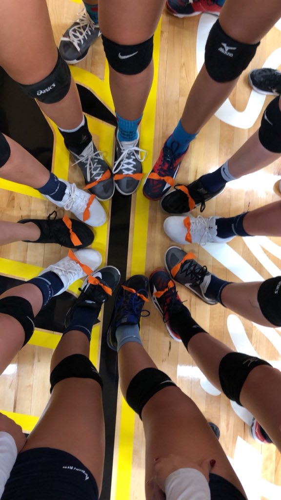 Our schools may be rivals, but yesterday we were one. Both soccer and volleyball teams played in honor of Carson Vincent. May his legacy live on🧡