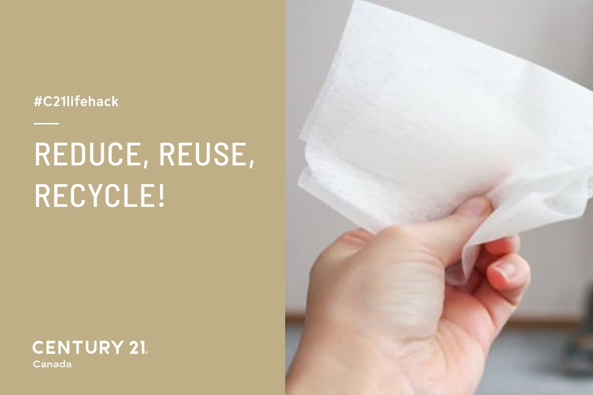 ChinnieW's tweet photo. Reduce, reuse and recycle your old dryer sheets! You'll be amazed at what they can do! #C21lifehack https://t.co/fAbsM07YKm https://t.co/1UtoH4afB3