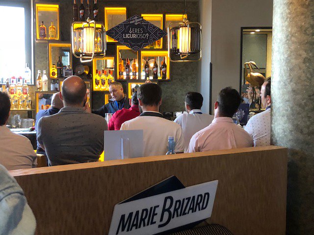 IFEhosteleria's tweet photo. Orgullosos de Sergio Caro, alumno del #barmasterVI, uno de los 3 ganadores del Concurso de Cocteleria Masters @MarieBrizardES celebrado el pasado Lunes en Madrid. Felicidades también a los otros dos ganadores.
#mariebrizardmasters2018 #barmaster #mariebrizard #licurioso https://t.co/9eGe0Nog23