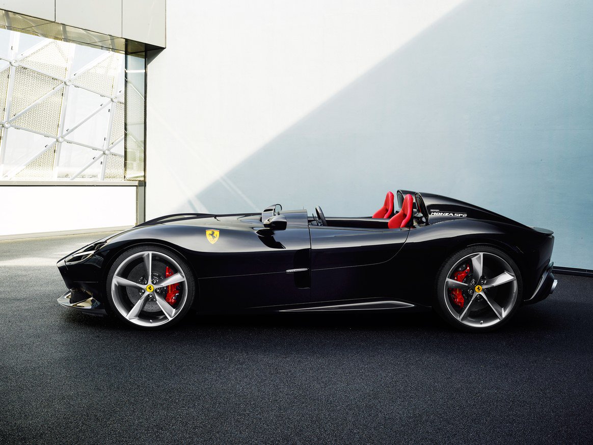 WIRED's tweet photo. Take a look at Ferrari's new Monza SP1 and SP2. These sports cars mix 1940s and 50 classic racing style with the best 21st century engineering has to offer—including the most powerful engine Ferrari has ever made. https://t.co/8NWGGqjPYr https://t.co/h87mIqE4rh