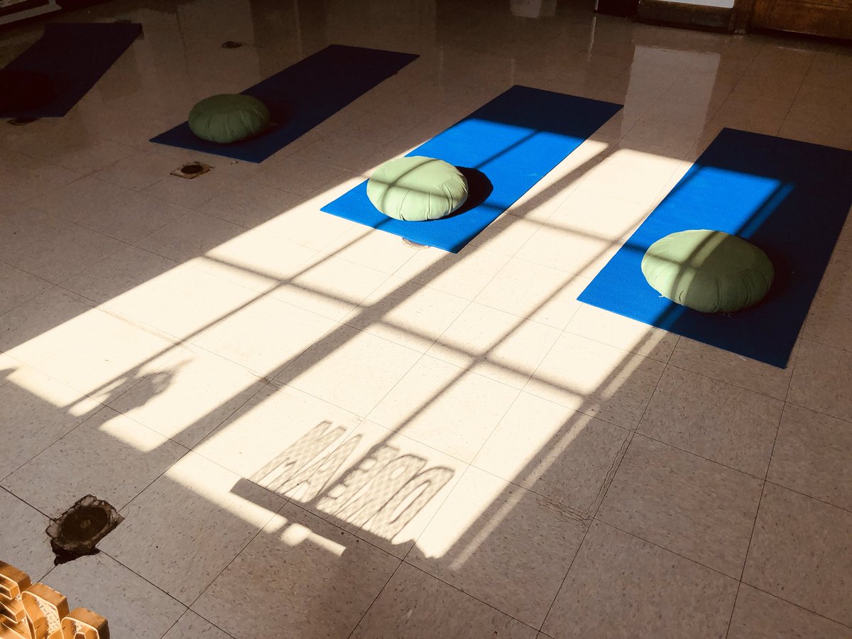 AlishaDelorenzo's tweet image. A sneak peek into our student wellness room and the inner work our students put in to be “Ready To Learn” #APWellnessProject