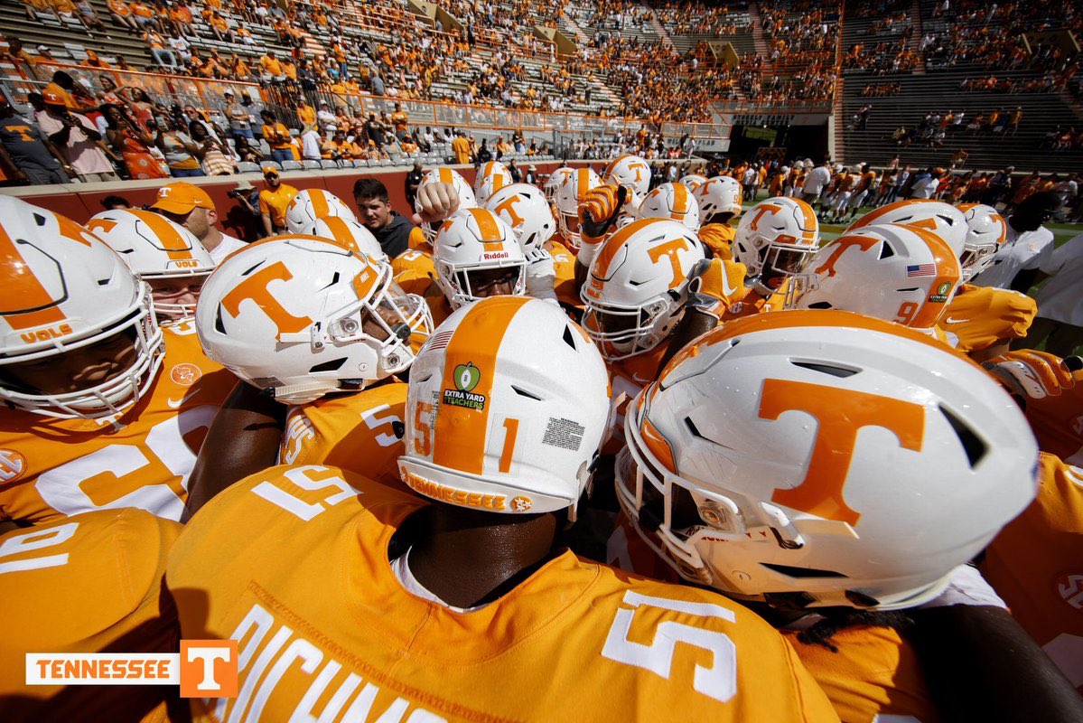 Bless to receive an Offer from The University of Tennessee🙏🏾 <a href="/Andrew_Ivins/">Andrew Ivins</a> <a href="/Mikecampos80/">Coach Campos</a> <a href="/WEMAKEMONSTERS/">NATURESFINEST</a> @Rivalsfbcamps <a href="/NiedermeyerB/">B Niedermeyer</a> <a href="/Vol_Football/">Tennessee Football</a> <a href="/larryblustein/">Blustein Recruiting</a>