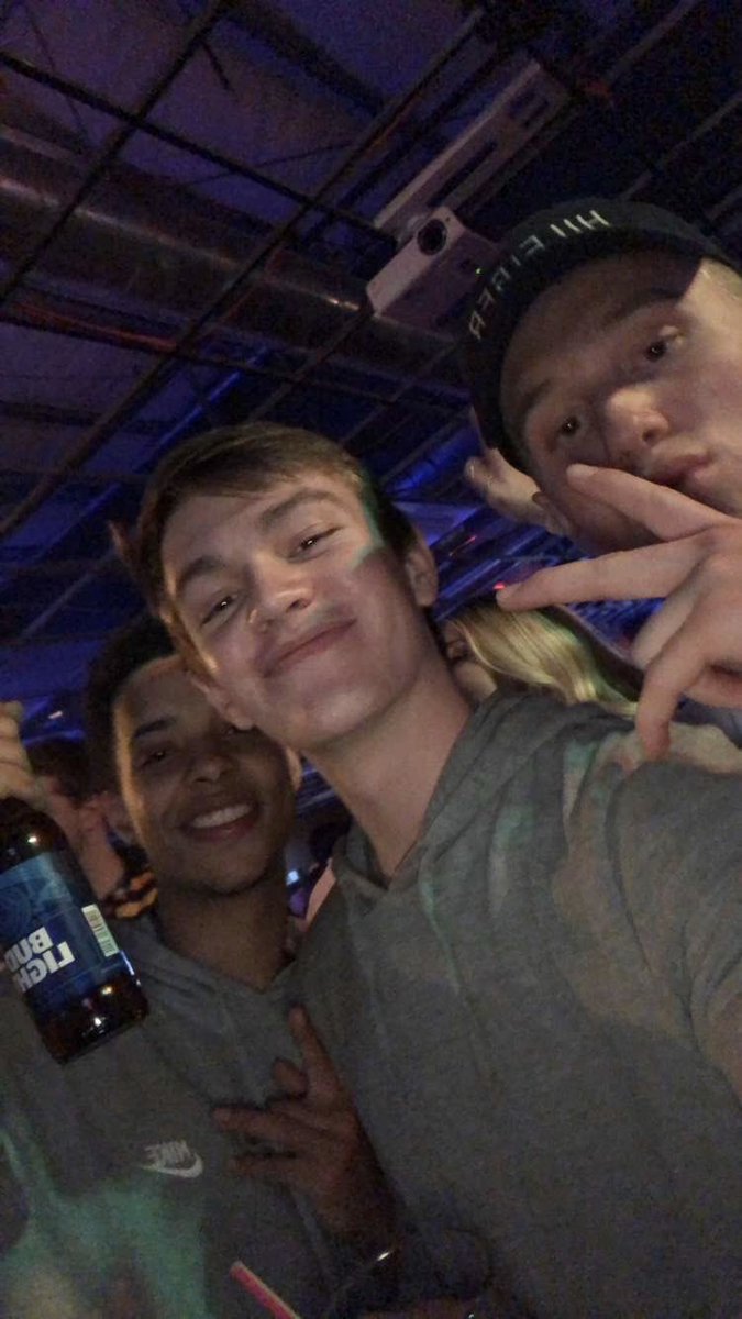 RyanWaples's tweet photo. @gunnmarcus3 happy birthday my dude🤘🏽😛 hope to see another drop soon🤭 https://t.co/m8d3hdjNGh