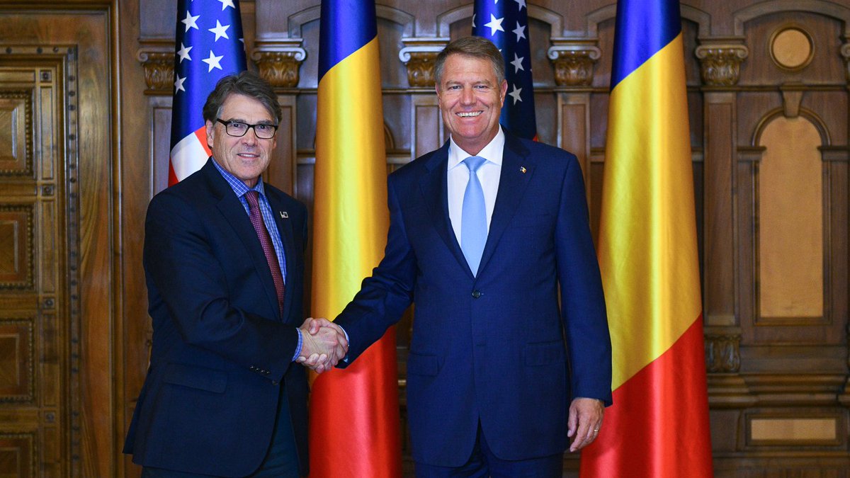 Rick Perry tweet media