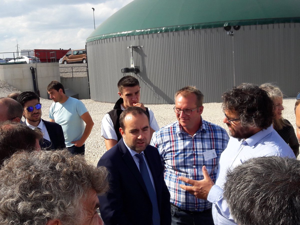 <a href="/SebLecornu/">Sébastien Lecornu</a> en deplacement à <a href="/Ville_Chaumont/">Ville de Chaumont</a> confirme l’intérêt de la methanistaion agricole en visitant <a href="/AgrifylS/">Agrifyl's Energie</a> un des 12 sites qui injectent en <a href="/regiongrandest/">Région Grand Est</a> dans les réseaux <a href="/GRDF/">GRDF</a> et <a href="/R_GDS_/">R-GDS</a>