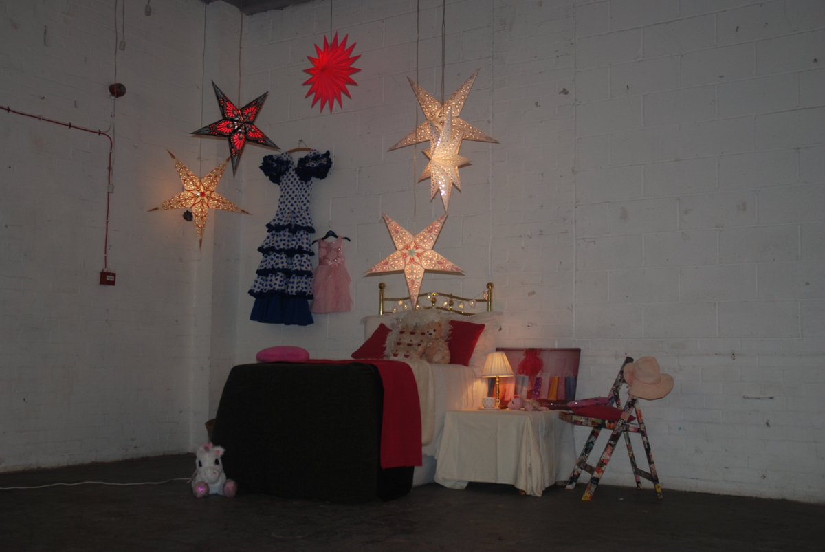 Paper Starlights tweet media