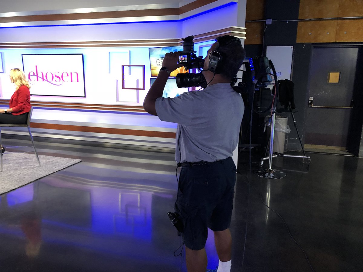 joncokertv's tweet photo. S/o to Jesse Perez! Celebrating 20yrs in the game as a director this yr & still humble enough to run cam making room for the up & comers. #teamspirit #humble #studiodad #dadsocks https://t.co/NZTuYyjgLW