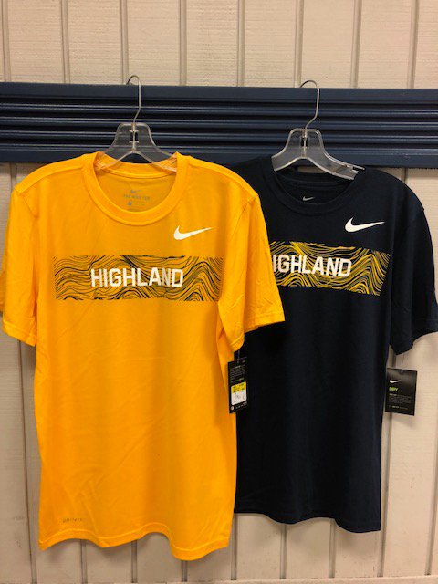 highlandcc's tweet photo. Stop and see us on Saturday! We're open from 11:30am - 1:30pm for the home football game vs @RedSwarmFB #HCCBookstore https://t.co/KKeDHdkRMH