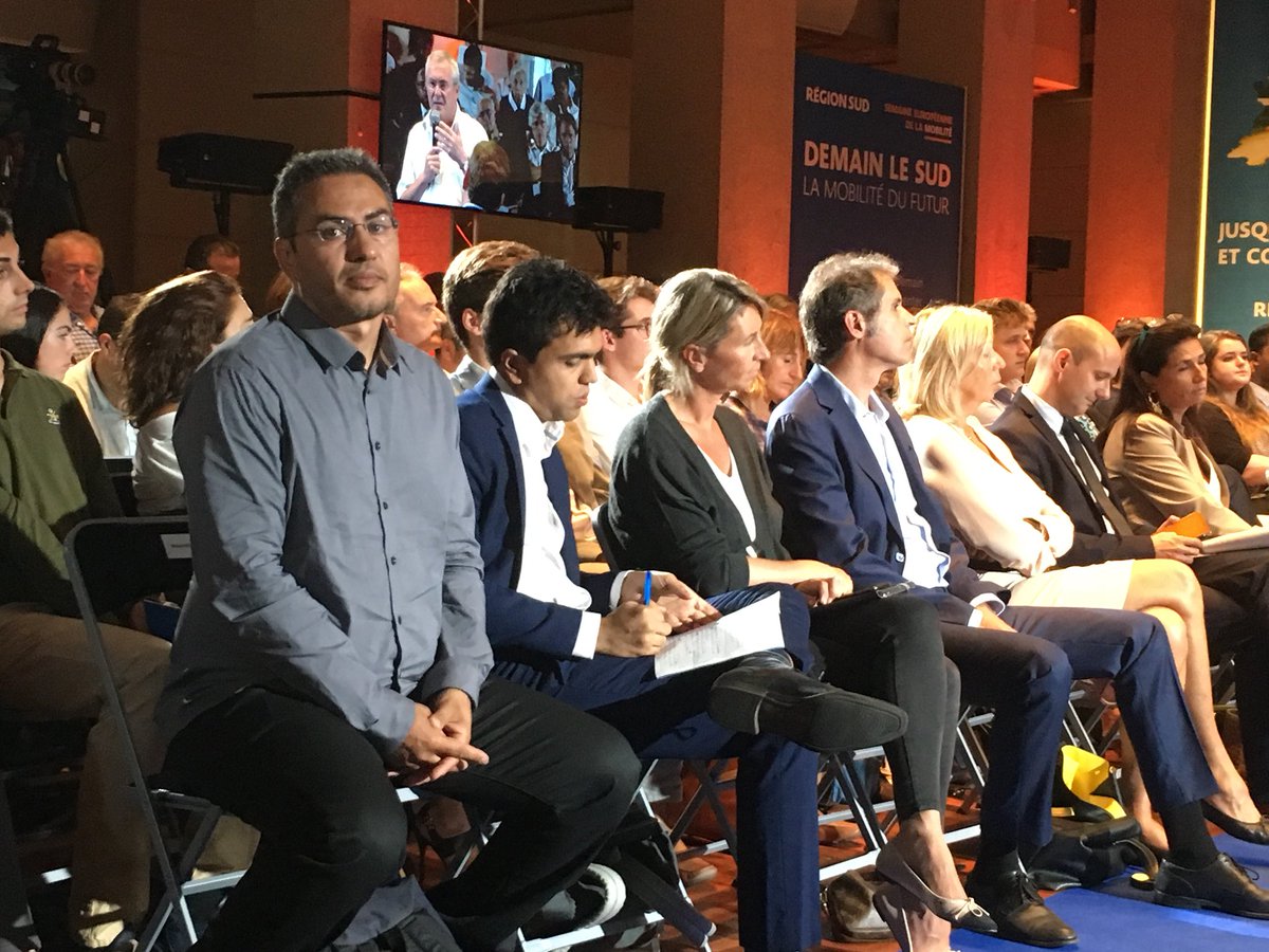 Gometmedia's tweet photo. [Direct] La mobilité du futur à @MaRegionSud : alors que les voies terrestres et sous-terraines sont saturées, l’autre solution : un 3e espace avec l’aérien @AirbusHeli et les #drones pour la livraison de colis start-up #Atechsys @ConceptYRYS @Mkasbari https://t.co/1wpWZRJaJd