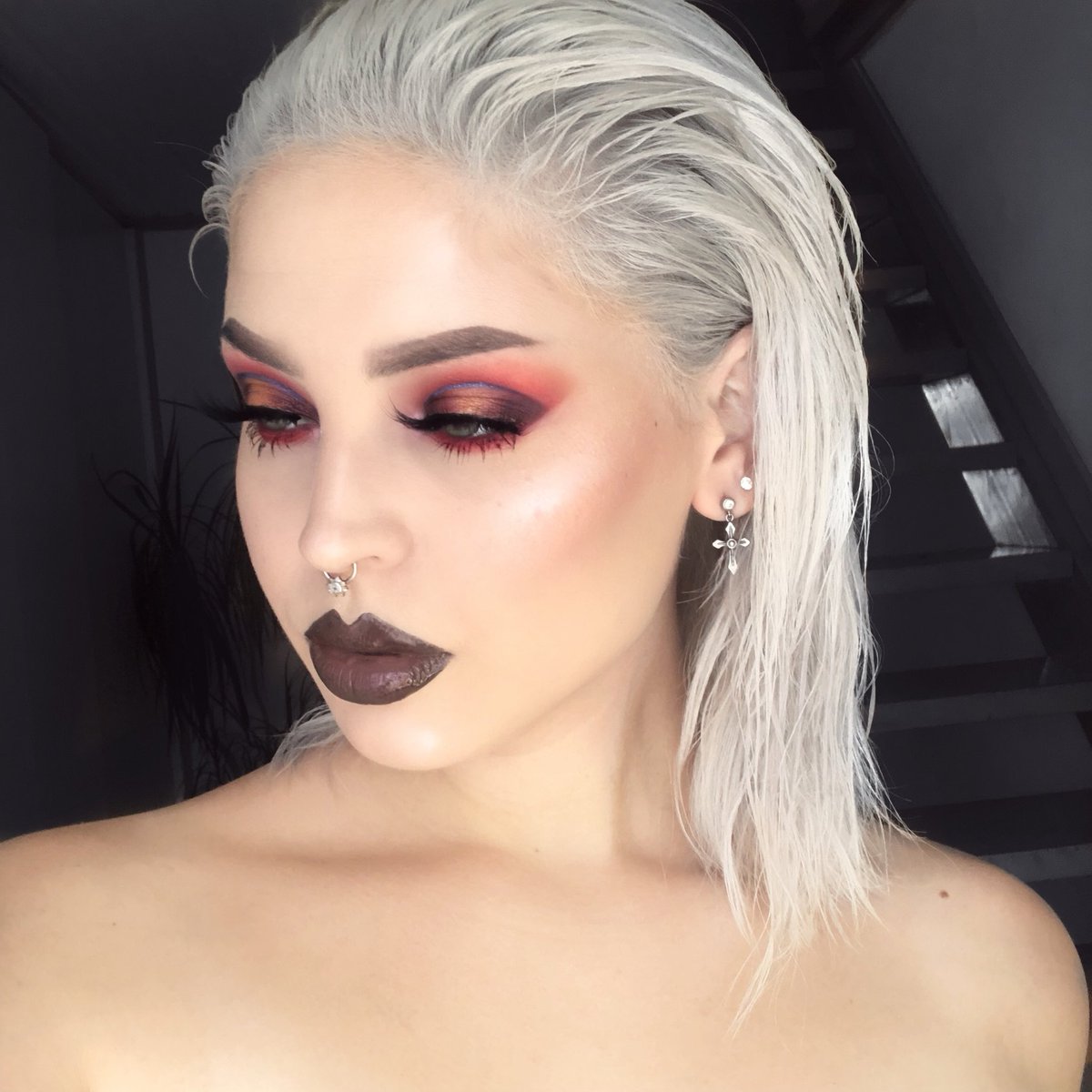 tavumarie's tweet photo. #rubyobsessions @hudabeauty https://t.co/2qkCdm66Gd