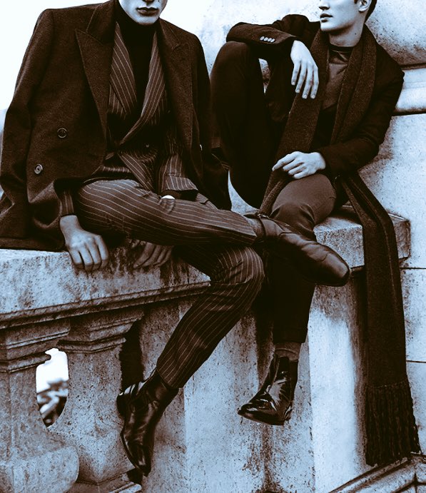 Mes frères, <a href="/Charlie_Cobalt/">Charlie Cobalt</a> <a href="/Beckett_Cobalt/">Beckett Cobalt</a> , Eliot’s got something planned for tonight. 
Stay tunned for your birthdays, you the much less cool Cobalt brothers 
PEACE OUT 💀💀🤟🏽🤟🏽🤟🏽🤟🏽🤟🏽