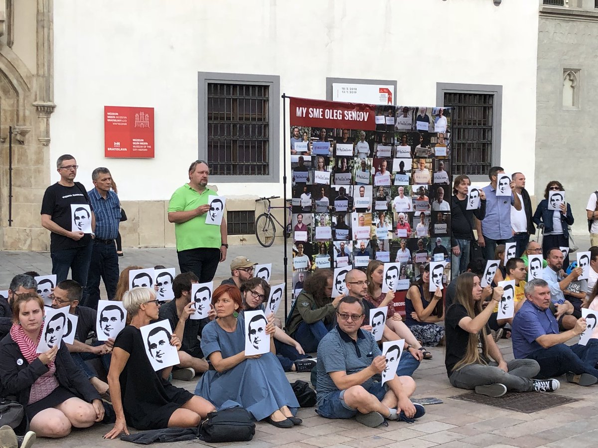 kmathernova's tweet image. #FreeOlegSentsov and #Sentsov #OleginNeed Czech and Slovak campaign underway in Bratislava where I stopped en route from Kyiv at a conference on #Ukraine. Freedom is a fundamental value, let us not forget that!