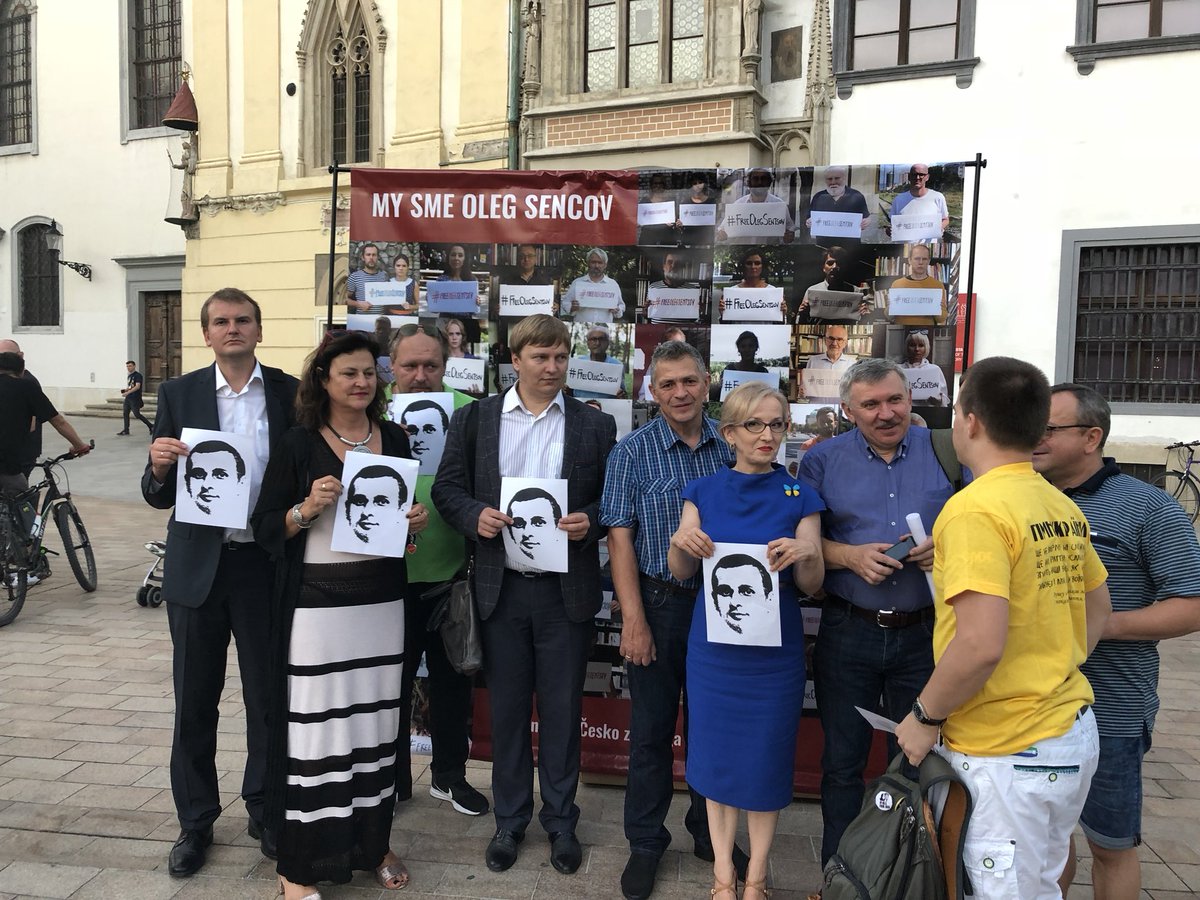 kmathernova's tweet image. #FreeOlegSentsov and #Sentsov #OleginNeed Czech and Slovak campaign underway in Bratislava where I stopped en route from Kyiv at a conference on #Ukraine. Freedom is a fundamental value, let us not forget that!