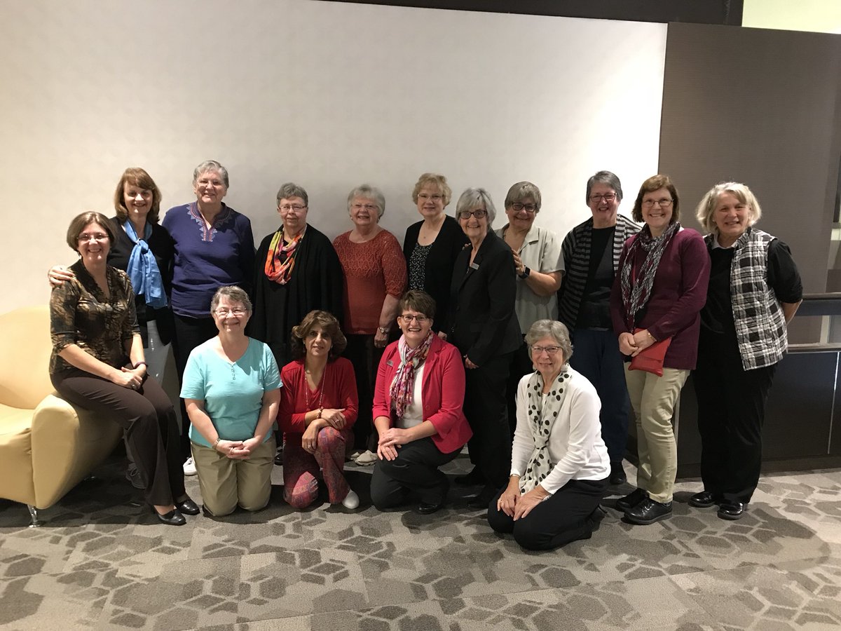 JOP691's tweet photo. Thoroughly enjoyed breakfast w/ Lutheran Parish Nurses International study tour group in Regina this am. Presentation from Canadian Assoc Parish Nurse Ministry. Thank u for inviting @SRNAdialogue to be part of this global event w/ #Nurses from around the ๐. #faithbasedcare https://t.co/BWxWEGHAZv