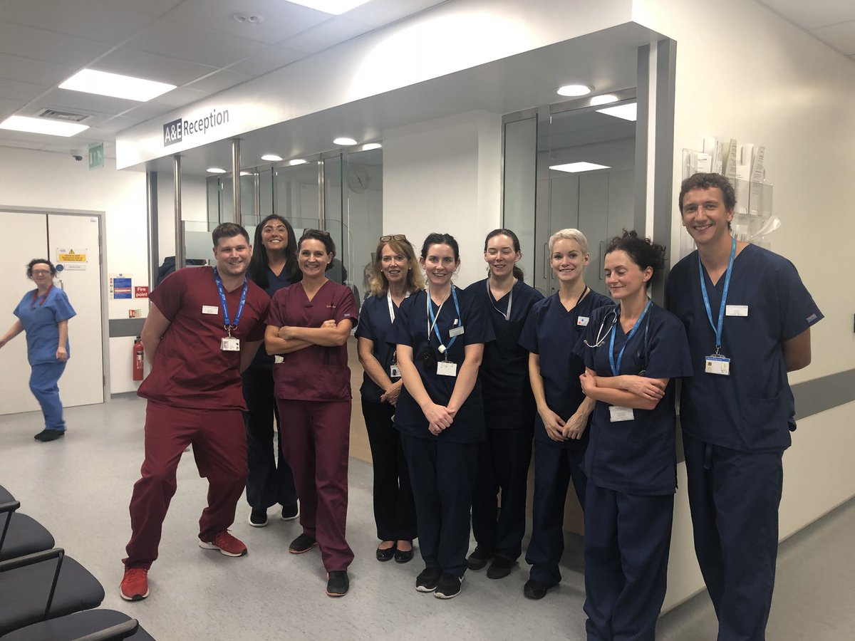 davidas88's tweet photo. @ImperialNHS Emergency Practitioners all moved into the new Urgent Care Centre. Absolutely smashed it today with their hard work and problem solving πππ #team @Imperialpeople #move #UCC #emergencypractitioners #work #newdigs https://t.co/xuT9hmVmHo