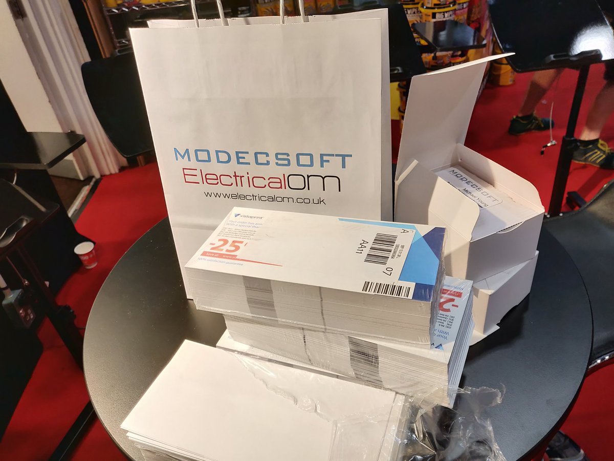 MODECSOFT's tweet photo. Getting things ready for the show tommorow! #ElexShow #Coventry #modecsoft #electricalom https://t.co/scORnpgnya