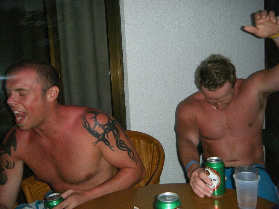micckey11's tweet photo. Happy Bday Shakes!! Always a riot with @McDougall21 https://t.co/pGafFt9JYt