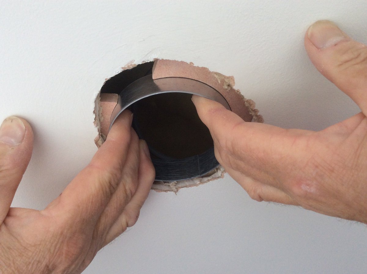 cfixlimited's tweet photo. Want to change your out of date large downlights for smaller modern led fittings without having a new ceiling? Simply use C-Fix Repair kits to save you money and time. https://t.co/7ZNW8ohk3Z