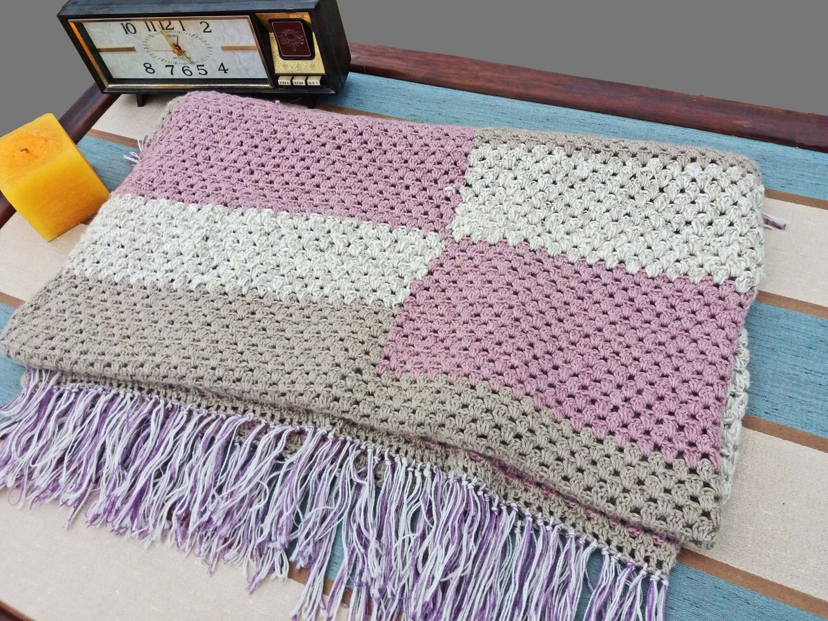 SweetDreamsHome's tweet photo. Hypoallergenic Deluxe 100% Peruvian Royal Alpaca Crocheted knitting Throw blankets, 160 x 190 cm, 2.2 Kg - 4.4 Lbs, handknitted by highlands Andean women artisans. #softness #silkiness #crocheting #crochet #andean #silky #TrumpRussia #IvankaTrump #harrods #zarahome #metoo #alpaca https://t.co/MNV7ws5fGO