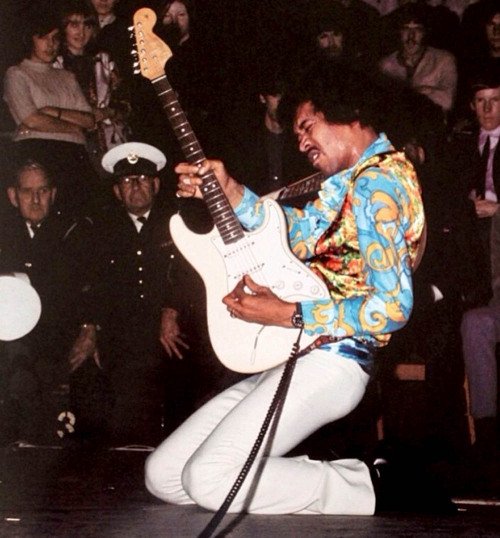 BoredWeb3's tweet image. Jimi Hendrix by Alec Bryne