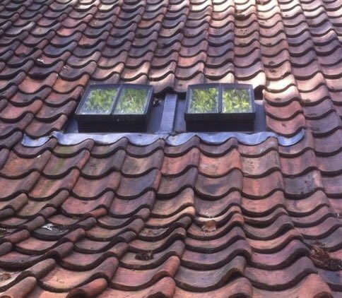 FEROLUX #dakramen #koppelen?

Wilt u meer daglicht in uw woning, dan kunt u ook meerdere dakramen koppelen.
Onze #smid heeft hier een perfecte oplossing voor, de dakramen kunnen zowel #horizontaal als #verticaal gekoppeld worden.

Kijk voor meer ferolux.nl/toepassingen-e…