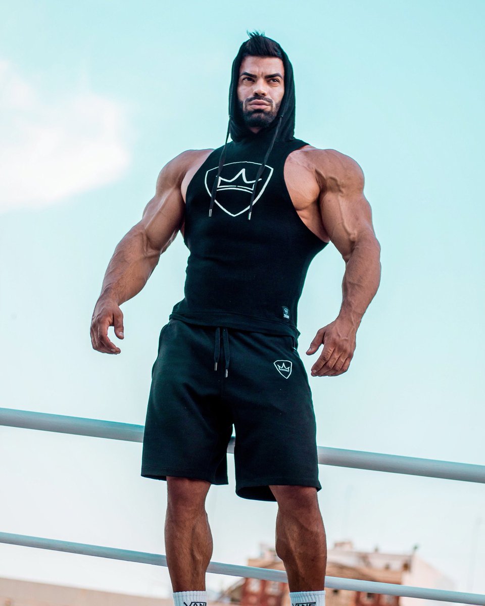 belegendcollect's tweet image. NEW sleeveless tank &amp;amp; new “Zeus” shorts &amp;amp; new “Ares” tank🔥 .
Shop online // Tienda online BELEGENDCOLLECTION.COM 
Disponible envios internacionales📦🌍
#belegend #belegendcollection #belegendarmy #blgd