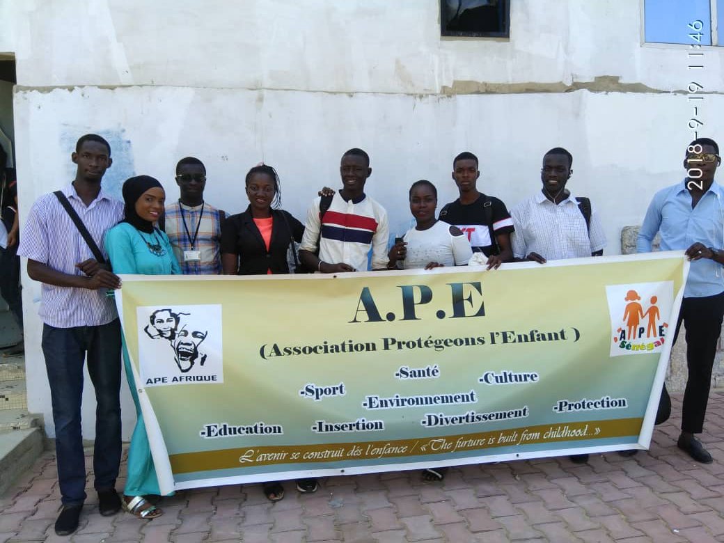apesenegal's tweet photo. #UNI_PRO au service de la protection des enfants.
Merci pour la confiance 300 Bourses d'études entières en faveur des jeunes démunis, vulnérables et exclus.
#kebetu #senegal #protection #afrique #children #formations #education #APEsenegal https://t.co/wv7ZUOyhDr