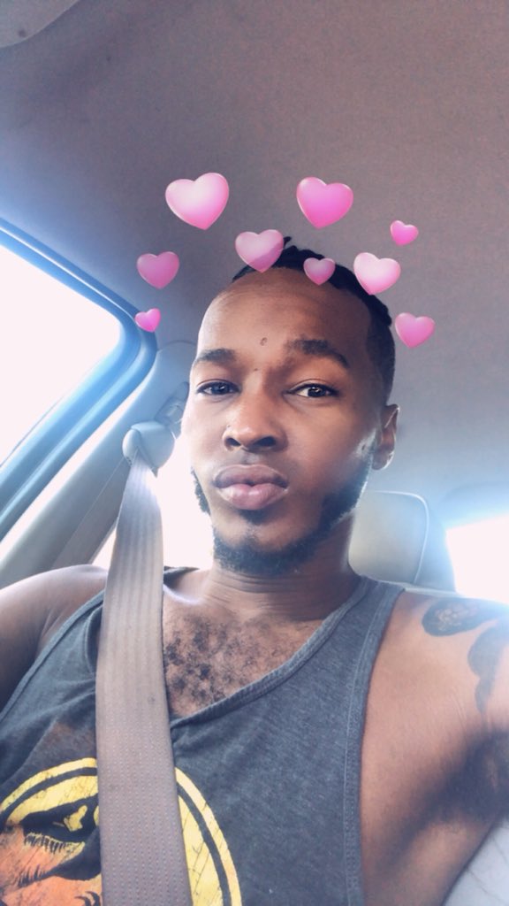BangOnTheBucks's tweet photo. My morning faces so #ugly #2prettyboygang #gay #love #smilebitch #livingmybestlife #nofoodstamps #igers #followhim @2PrettyBoyGang @HandsToTheHead #HairStylist #DreadLover https://t.co/dGHpz7c1FB