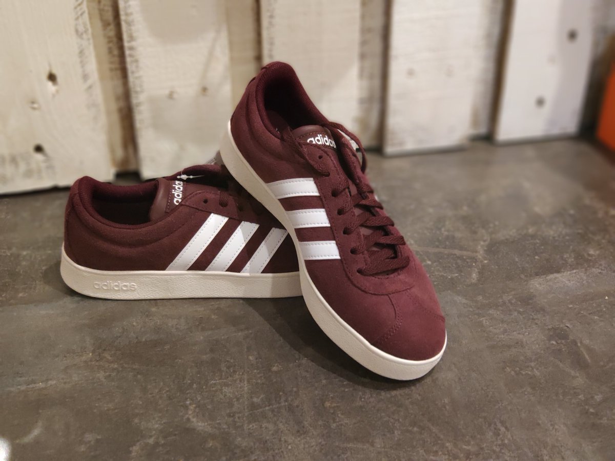 adidas color vino