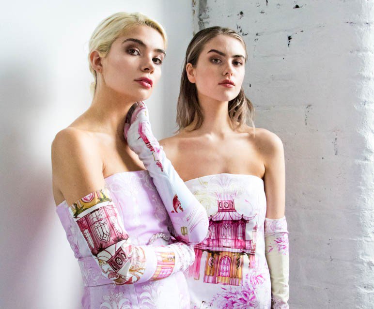 <a href="/ClaireTagg_/">Claire Tagg</a> presented her #SS19 collection during London Fashion week.
#LFW #PositiveFashion #SS19 #Clairetagg <a href="/LondonFashionWk/">London Fashion Week</a>
Details at #Fabuk Web: fabukmagazine.com/claire-tagg-pr…