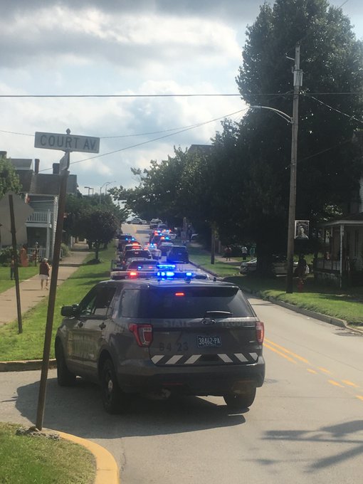 View image on Twitter