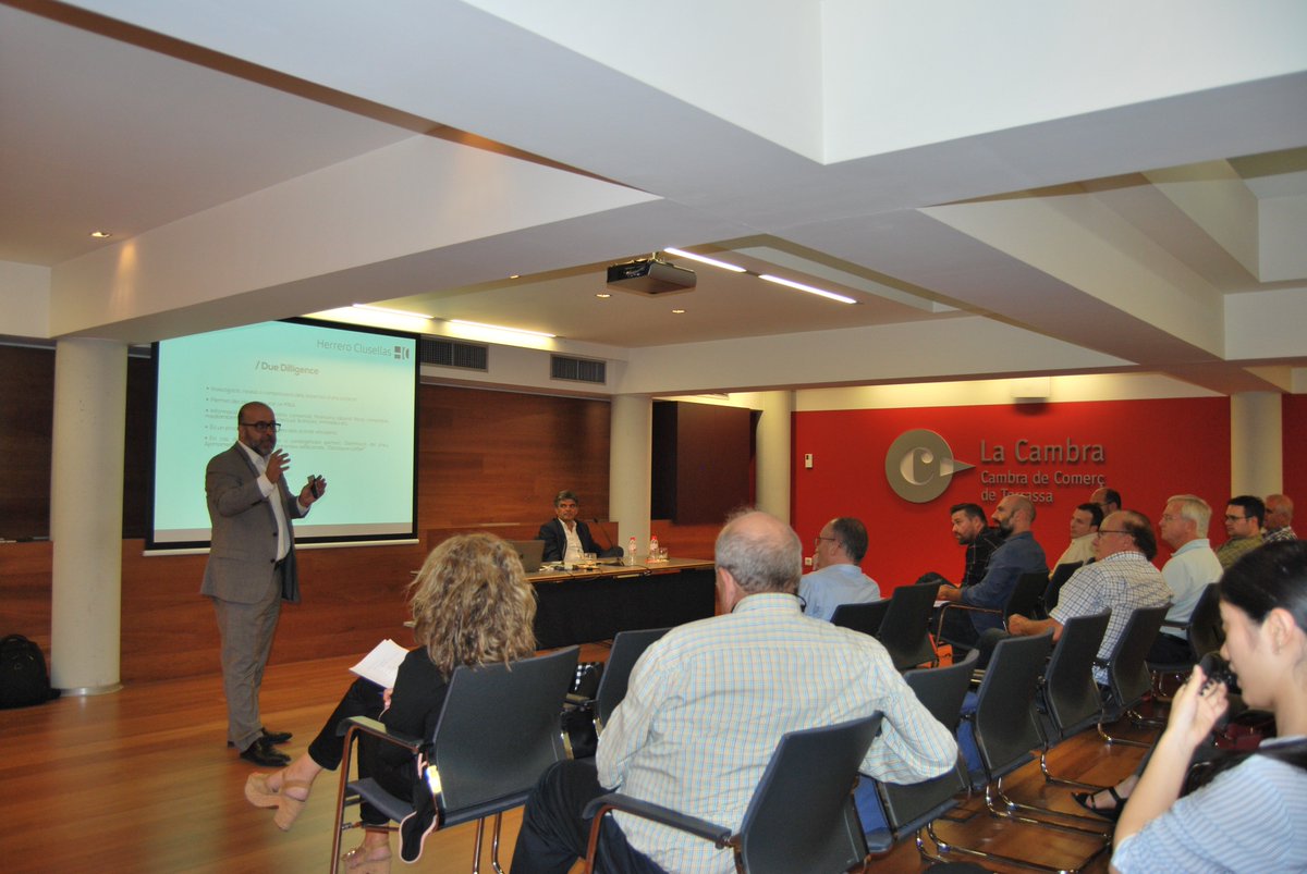BarcelonaBizLan's tweet photo. Ahir vam celebrar el nostre seminari de fusions i adquisicions a la @CambraTerrassa. Va ser una trobada ben profitosa per a tots. Us volem agrair la vostra participació i aprofitem per mostrar-vos algunes de les imatges que ens acaben d'arribar. I la pròxima edició.. a Barcelona! https://t.co/QvE6GZKyia