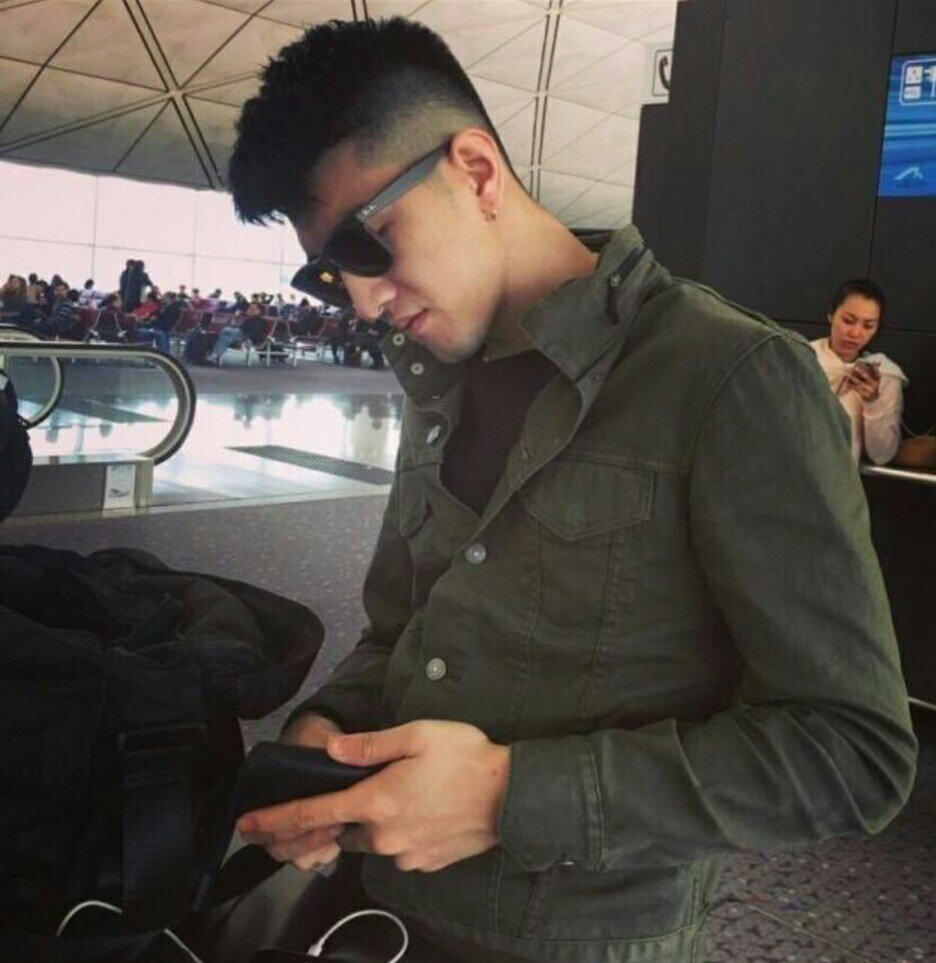 rah_rsn's tweet photo. Side view is kicking ass 😰😂
#KimJin #金瀚 #JinHan https://t.co/xqeV4UUW8W